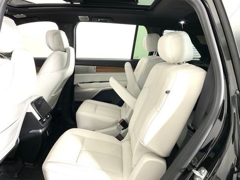 New 2026 Cadillac Vistiq Premium Luxury w/ LPO, Floor Liner Package AWD/4WD image 30