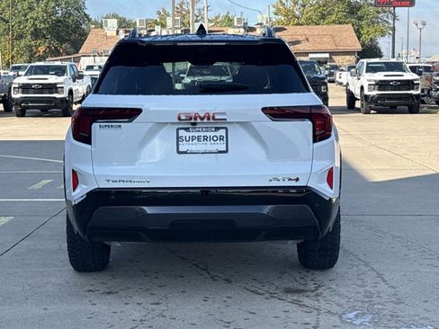 New 2026 GMC Terrain AT4 image 4