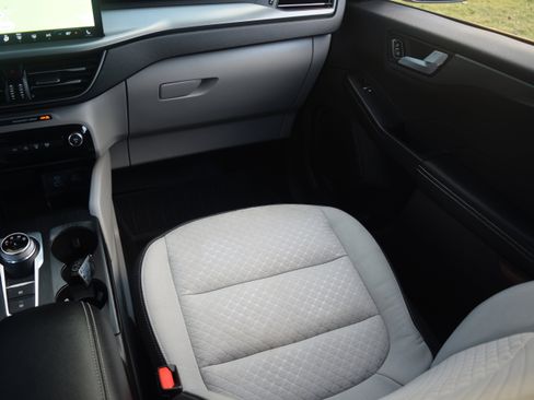 Used 2023 Ford Escape Active w/ Tech Pack #2 image 14