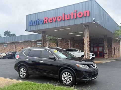 Used 2015 Nissan Rogue SV FWD image 1