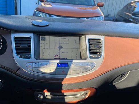 Used 2009 Hyundai Genesis 3.8 w/ Technology Pkg 4 image 19