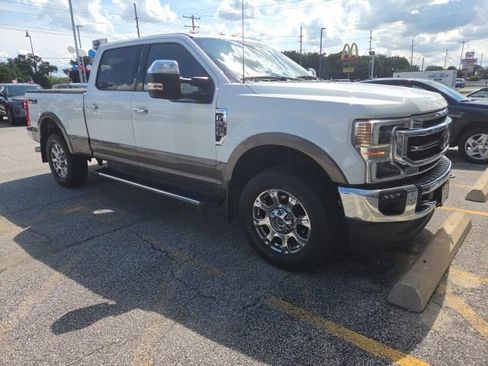 Used 2022 Ford F250 Lariat w/ Lariat Ultimate Package AWD/4WD image 2