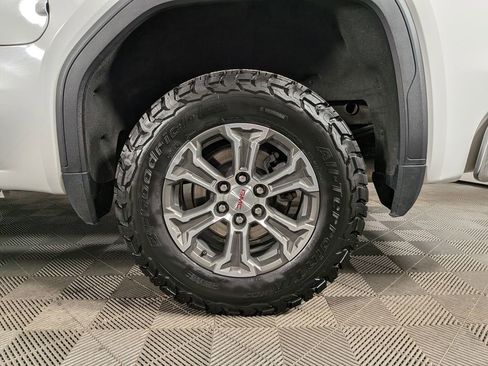 Certified 2022 GMC Sierra 1500 SLT w/ SLT Convenience Package image 15