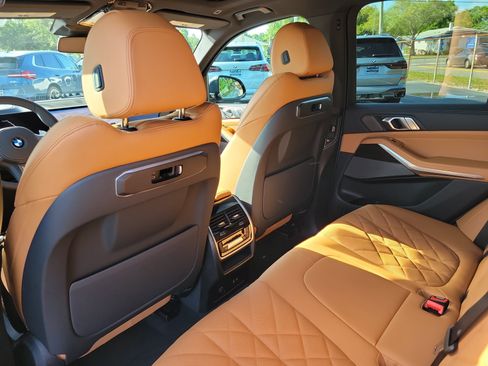 New 2026 BMW X5 sDrive40i w/ M Sport Package image 9