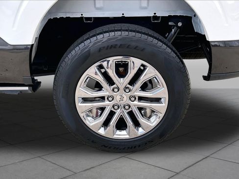 Used 2024 Ford F150 King Ranch w/ FX4 Off-Road Package AWD/4WD image 11