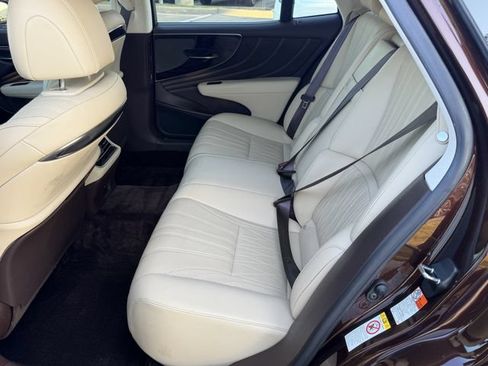 Used 2019 Lexus LS 500 w/ Interior Upgrade Package RWD image 25