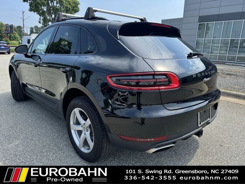 Used 2017 Porsche Macan AWD/4WD image 3