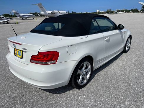 Used 2013 BMW 128i Convertible image 23