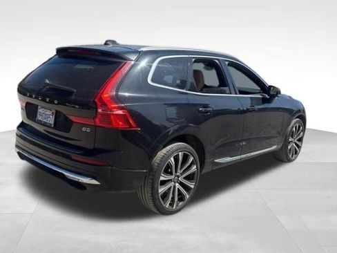 Used 2023 Volvo XC60 B5 Ultimate w/ Protection Package Premier FWD image 3