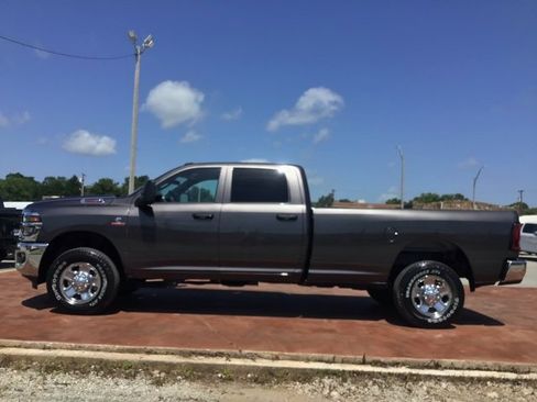 New 2025 RAM 2500 Tradesman w/ Chrome Appearance Group image 2