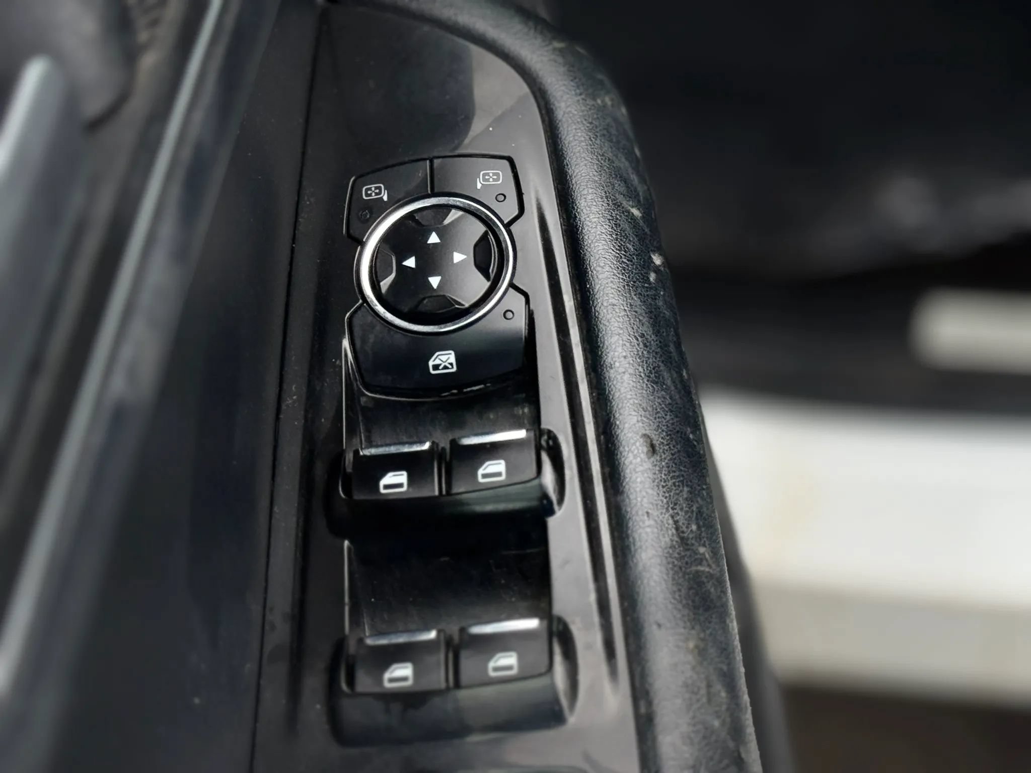 Used 2015 Ford Edge Sport w/ Equipment Group 401A AWD/4WD image 27