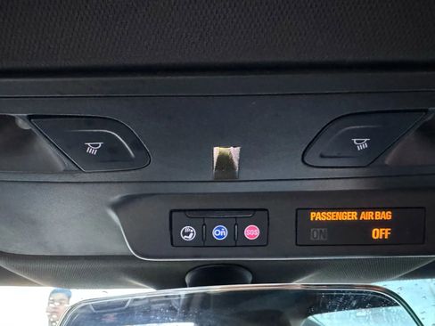 Used 2021 Chevrolet Camaro LT w/ RS Package image 36