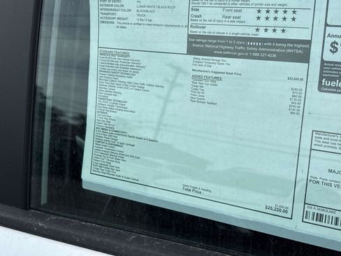 Used 2026 Hyundai Venue SEL FWD image 5