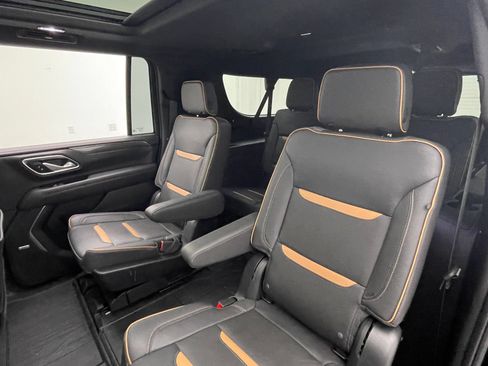 Used 2023 GMC Yukon XL AT4 w/ AT4 Premium Plus Package AWD/4WD image 49