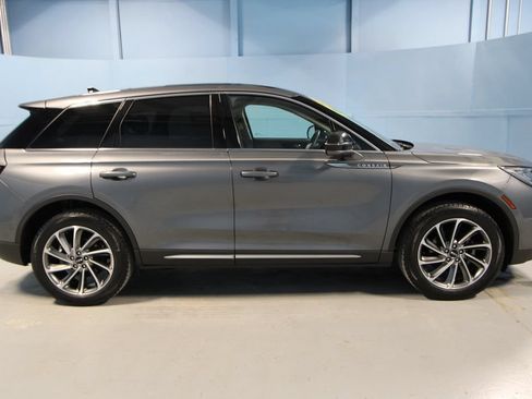 Used 2024 Lincoln Corsair FWD w/ Equipment Group 101A image 37