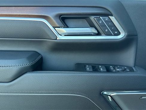 New 2026 GMC Sierra 2500 Denali w/ Denali Reserve Package image 11