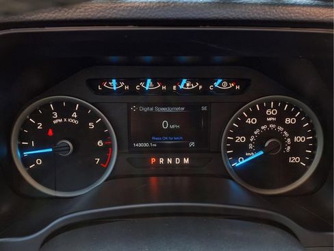 Used 2017 Ford F150 XLT w/ Equipment Group 302A Luxury AWD/4WD image 16