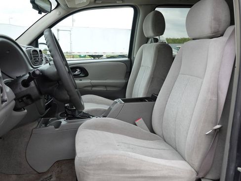 Used 2007 Chevrolet TrailBlazer LS w/ LS Preferred Equipment Group AWD/4WD image 59