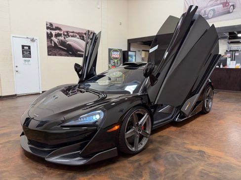 Used 2019 McLaren 600LT RWD image 53