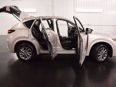 Used 2025 MAZDA CX-5 AWD 2.5 S w/ Select Package image 32