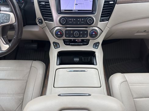 Used 2018 GMC Yukon XL Denali w/ Denali Ultimate Package AWD/4WD image 16