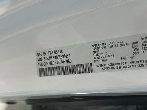 Used 2023 RAM ProMaster 2500 image 48