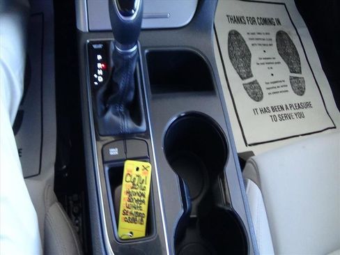 Used 2016 Hyundai Sonata SE image 27