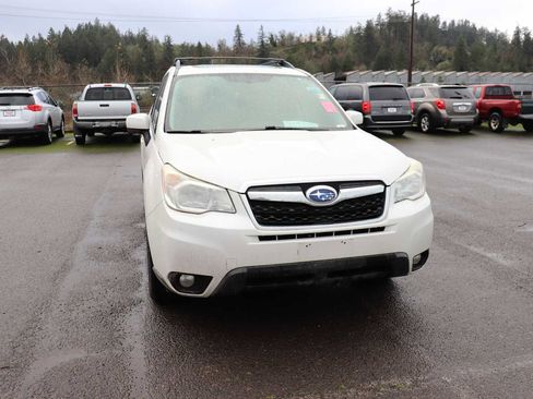 Used 2015 Subaru Forester 2.5i Limited image 3