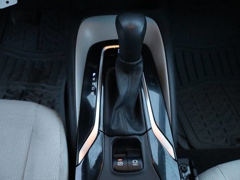 Used 2020 Toyota Corolla LE w/ Body Protection Package image 15