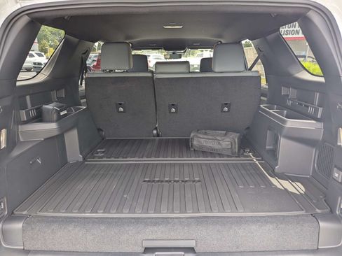 New 2026 Toyota 4Runner Trailhunter AWD/4WD image 12