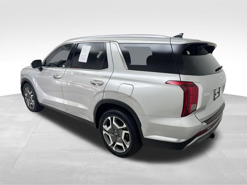 Used 2024 Hyundai Palisade Limited AWD/4WD image 3