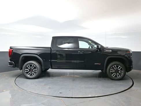 New 2026 GMC Sierra 1500 AT4 w/ AT4 Premium Package image 2