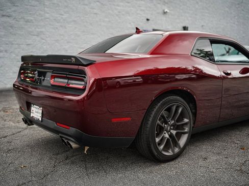 Used 2022 Dodge Challenger R/T Scat Pack w/ Shaker Package image 15