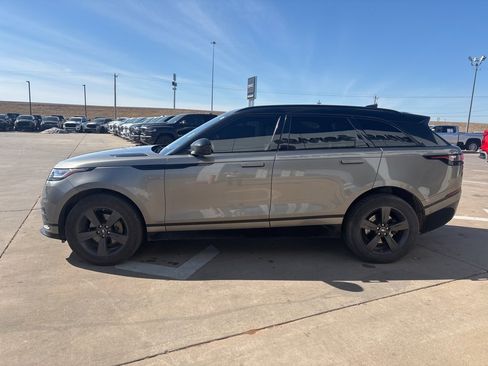 Used 2020 Land Rover Range Rover Velar R-Dynamic S image 3