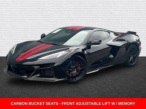 Used 2024 Chevrolet Corvette Z06 RWD image 1