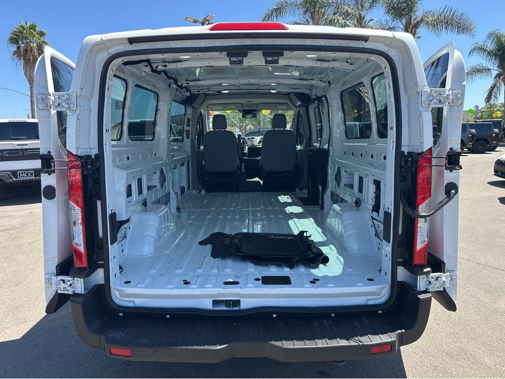 Used 2019 Ford Transit 150 148 Low Roof RWD image 31