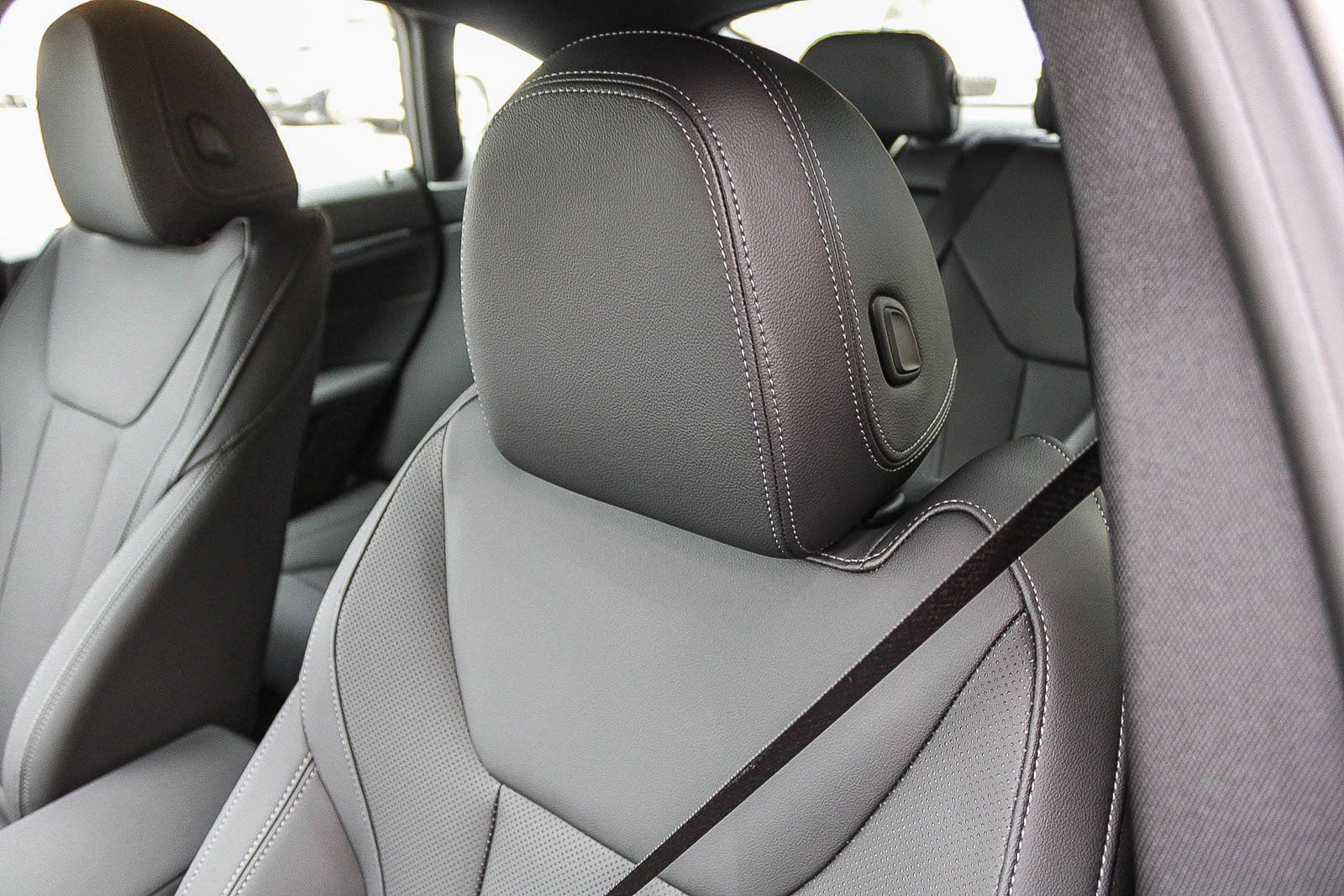 New 2026 BMW i4 eDrive40 w/ M Sport Package RWD image 25