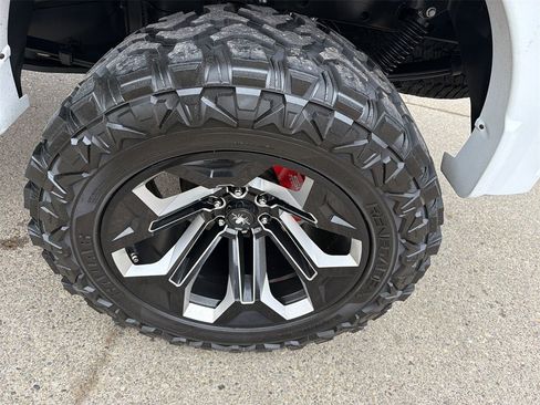 Used 2020 Ford F150 XLT w/ Equipment Group 302A Luxury image 12