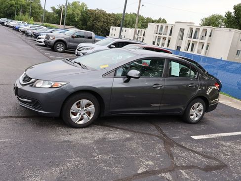 Used 2013 Honda Civic LX image 4
