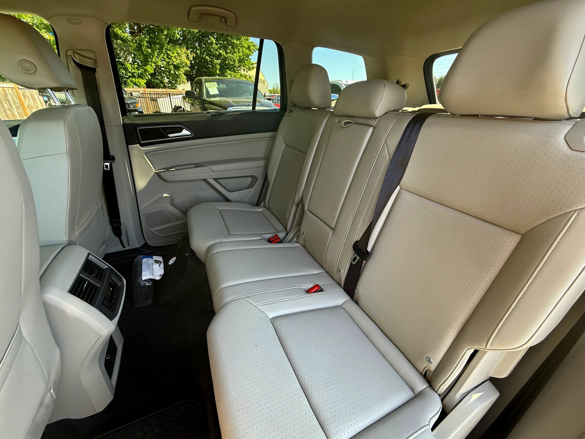 Used 2018 Volkswagen Atlas SE AWD/4WD image 24