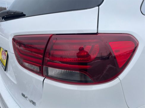 Used 2020 Kia Sorento EX image 50