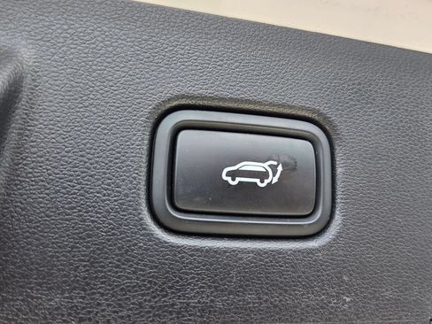 Used 2023 Hyundai Tucson Limited AWD/4WD image 12