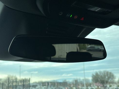 Certified 2024 Chevrolet Equinox EV RS image 21