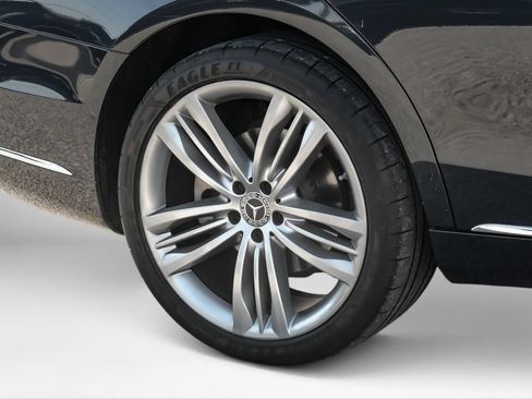Used 2019 Mercedes-Benz S 560 Sedan image 60