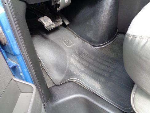 Used 2018 GMC Savana 3500 LT w/ LT Preferred Equipment Group image 15