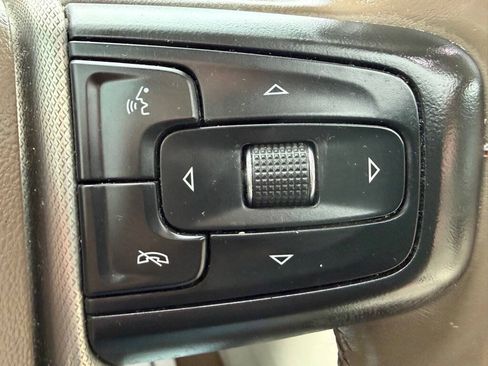 Used 2022 GMC Yukon Denali AWD/4WD image 20