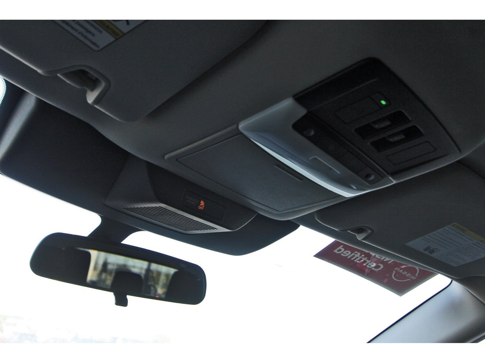 Certified 2025 Nissan Pathfinder SV w/ SV Premium Package FWD image 25
