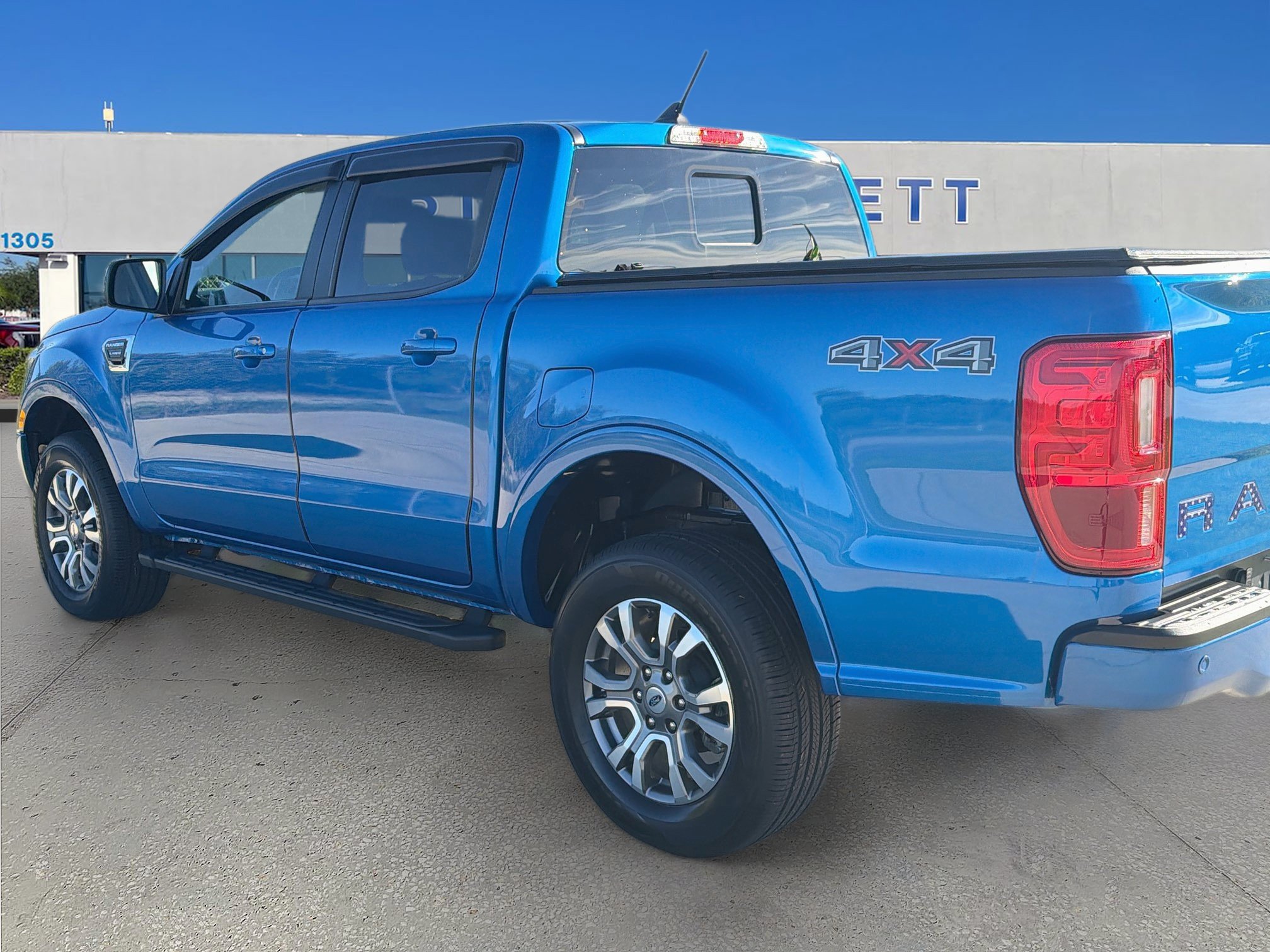 Used 2023 Ford Ranger 4x4 SuperCrew image 3