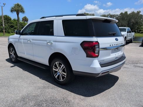 Certified 2024 Ford Expedition Limited AWD/4WD image 5
