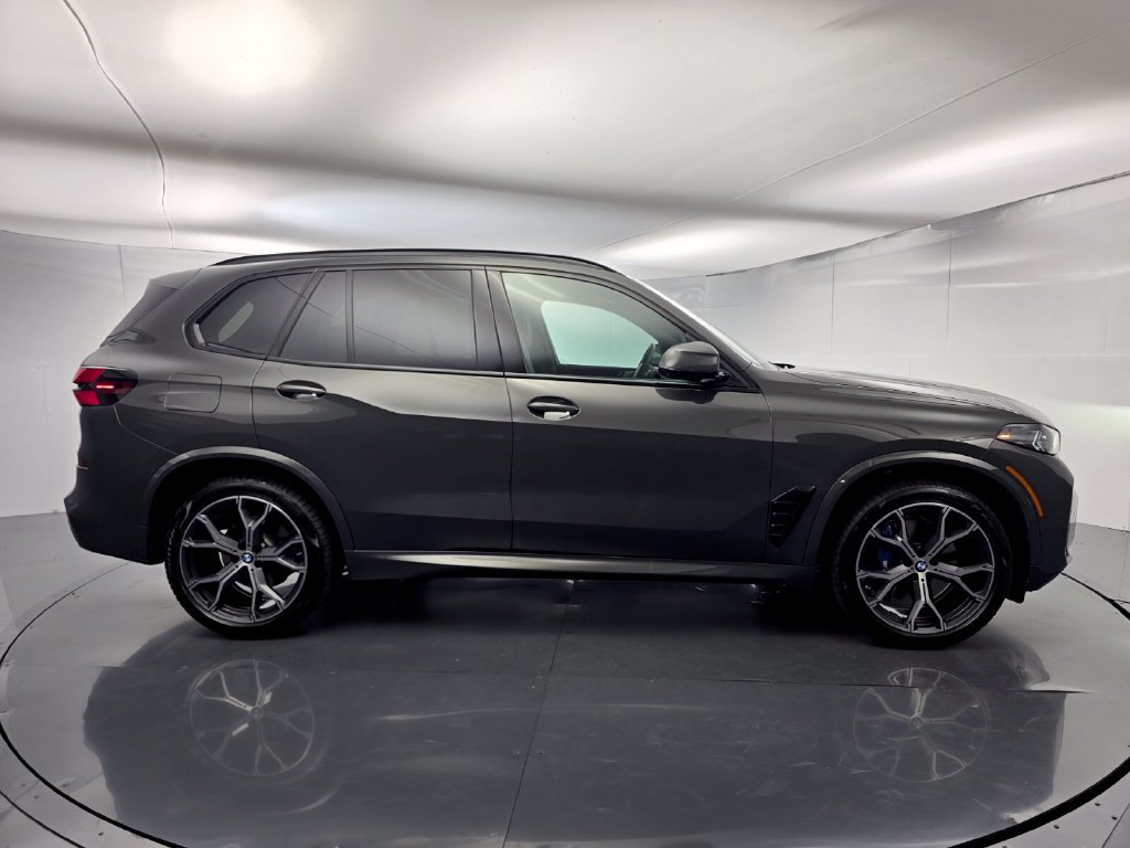 Certified 2024 BMW X5 xDrive40i w/ Executive Package AWD/4WD image 3